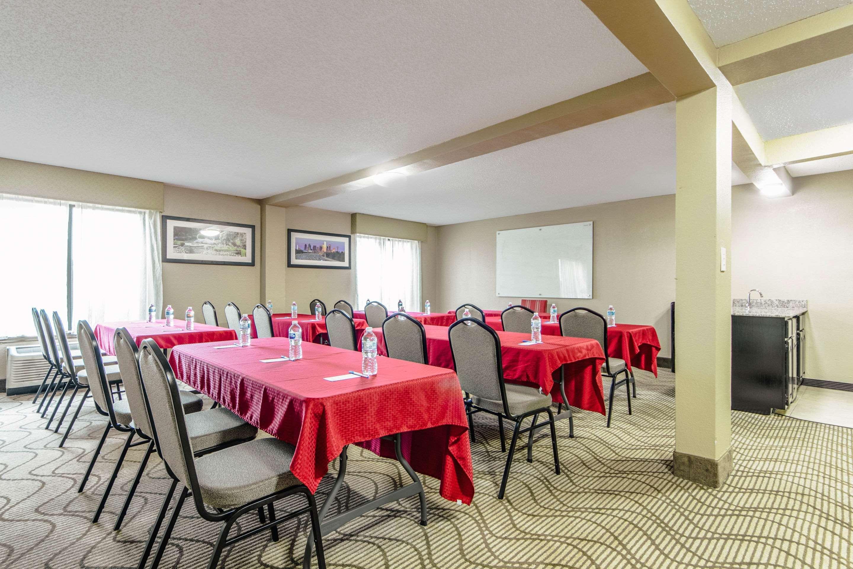 Comfort Inn Dallas Park Central Dış mekan fotoğraf