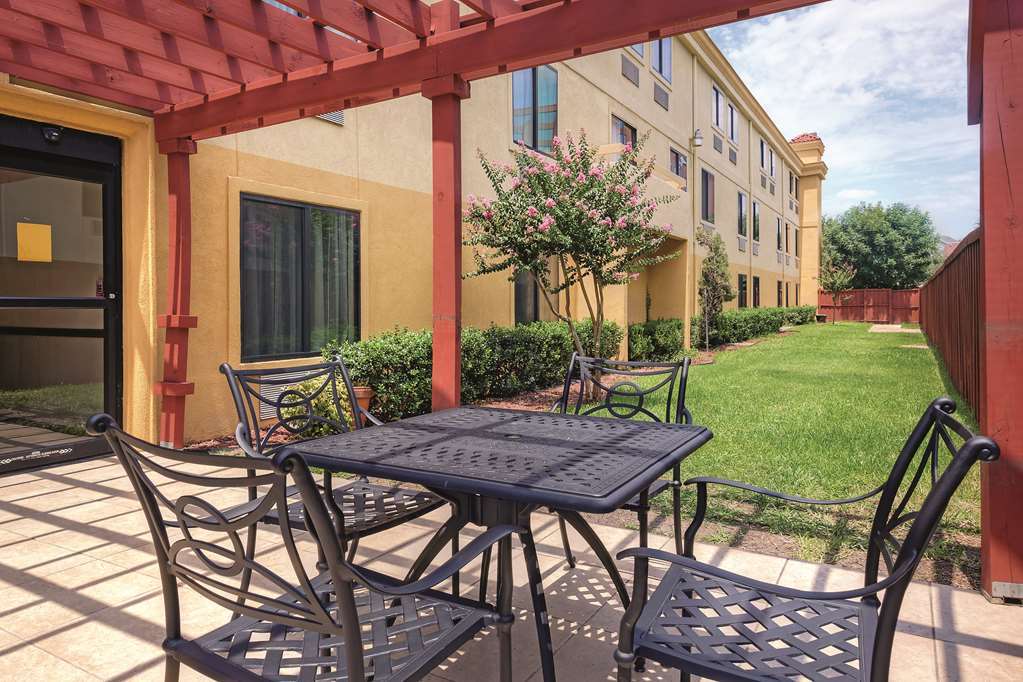 Comfort Inn Dallas Park Central Dış mekan fotoğraf
